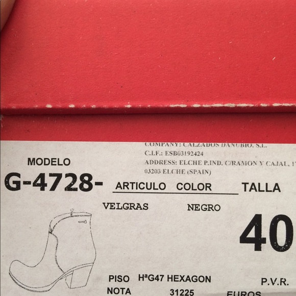 Winders Ankle Boots Black Suede Made In Spain - Picture 6 of 6